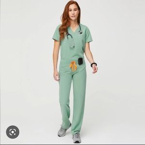 NWOT Figs Scrub Set - Jade